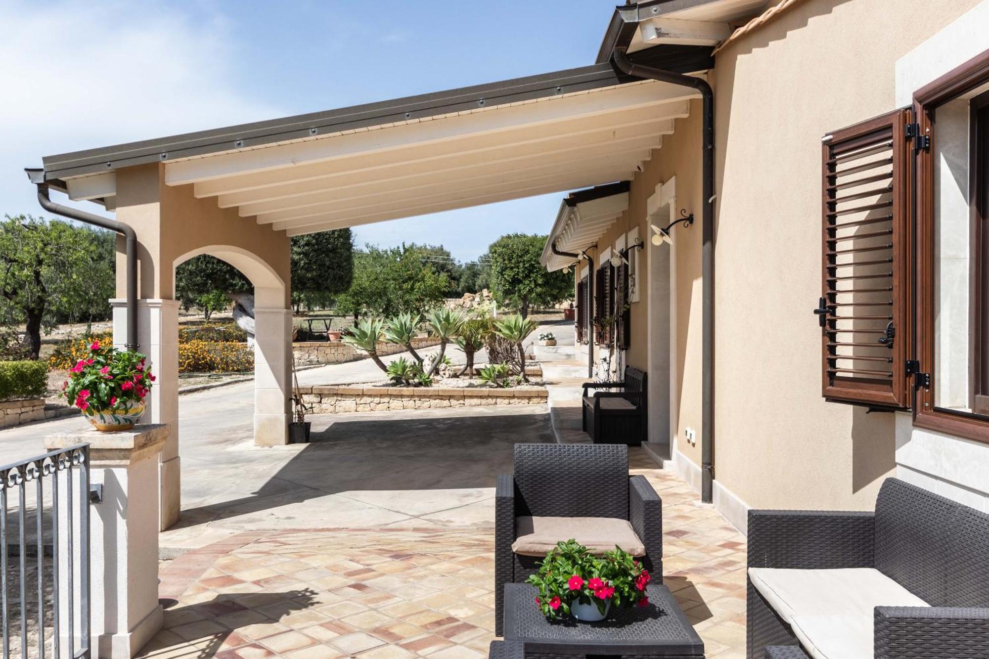 Villa Badessa Noto Eksteriør billede