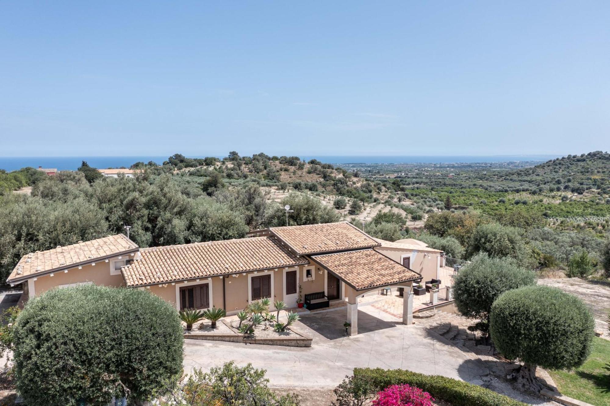 Villa Badessa Noto Eksteriør billede