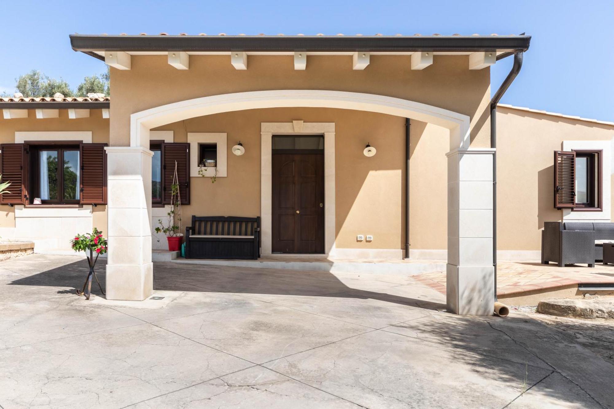 Villa Badessa Noto Eksteriør billede